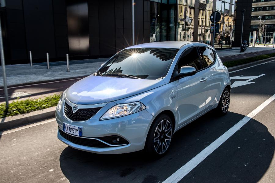  Lancia Ypsilon Mya (846) 2016 года  (фото 13 из 27)